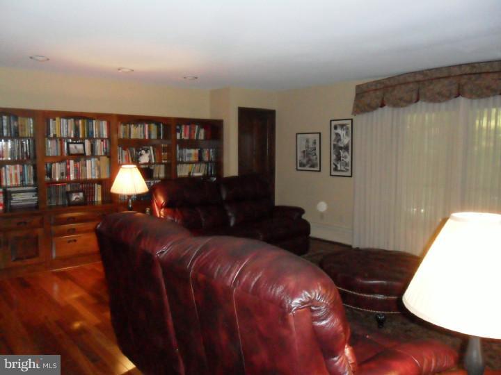 109 Country Club Road Ashland, PA 17921 - Photo 11 of 25 Family Room