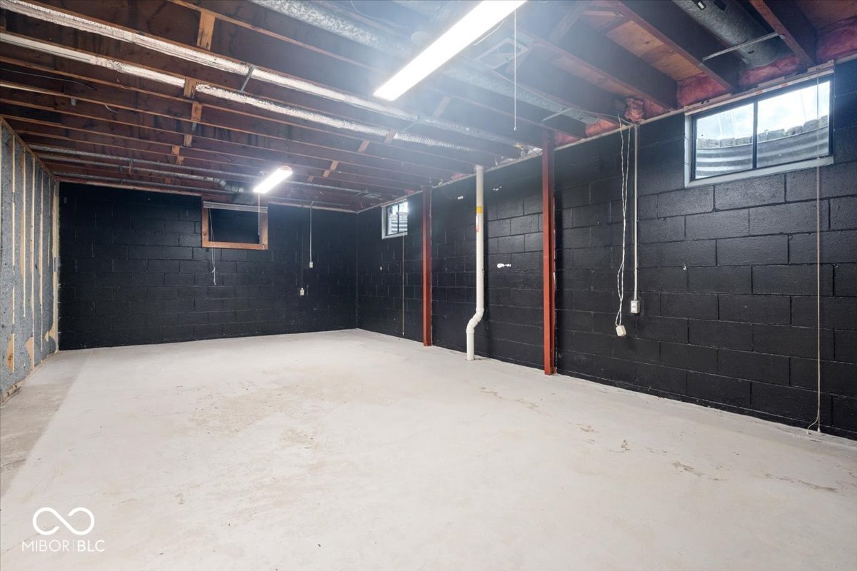 9797 Ditch Road Carmel, IN 46032 - Photo 21 of 30