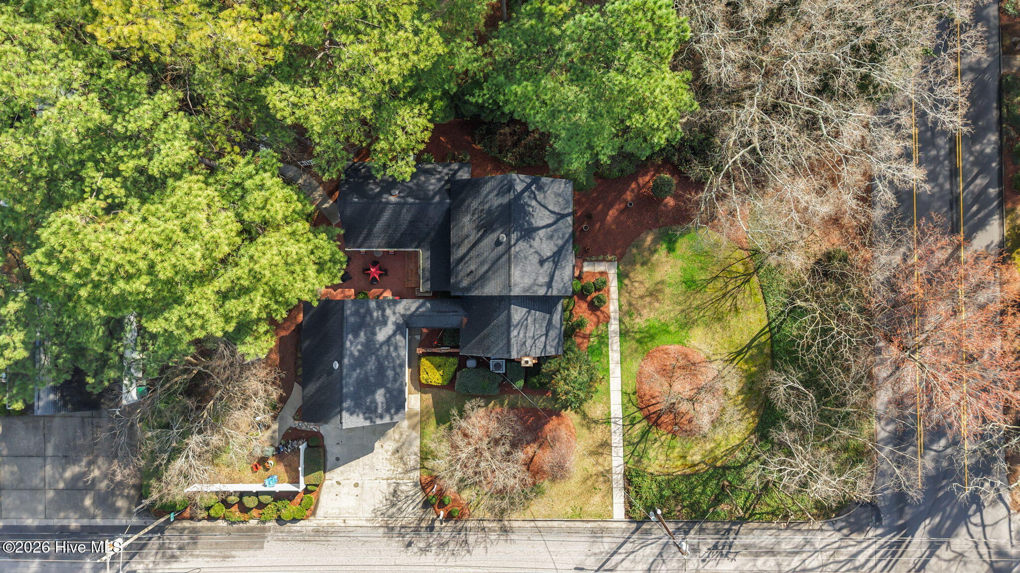 708 Raleigh Rd Parkway West Wilson, NC 27893 - Photo 13 of 57 13-web-or-mls-DJI_20260309111135_0278_D