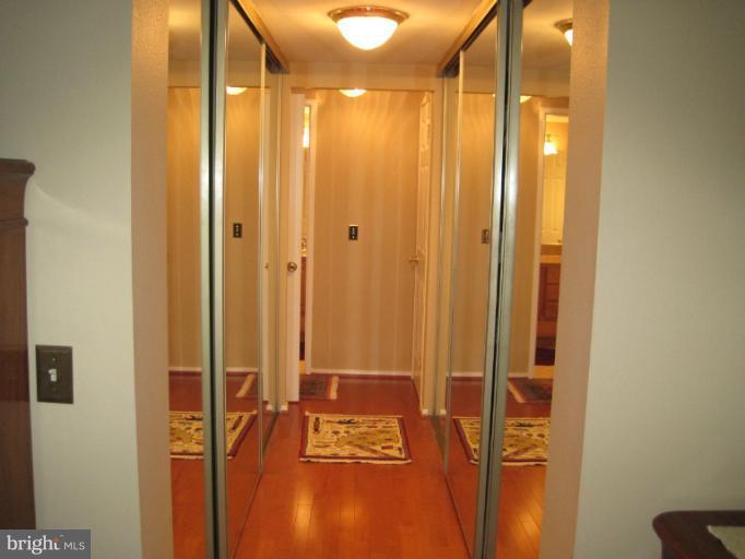 6101 Edsall Road, Unit 409 Alexandria, VA 22304 - Photo 5 of 25 Bedroom (Master)