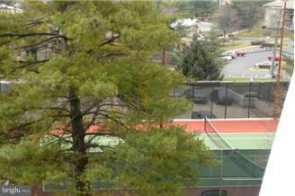 6101 Edsall Road, Unit 409 Alexandria, VA 22304 - Photo 6 of 25 Community