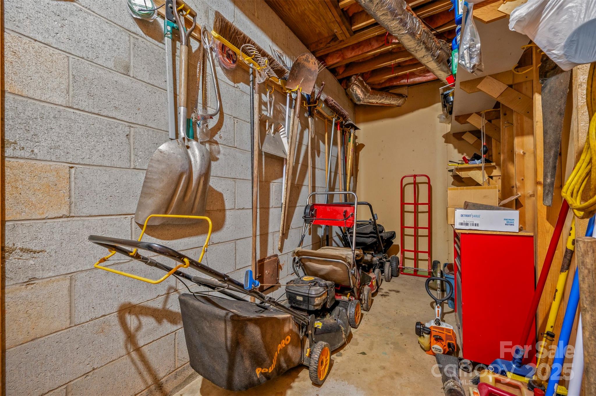 467 Winners Circle Tryon, NC 28782 - Photo 31 of 39