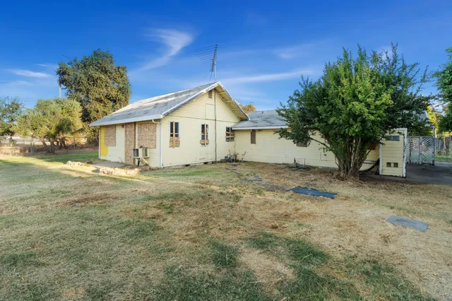 $450,000 | 255 Silver Eagle Road, Sacramento, CA 95838