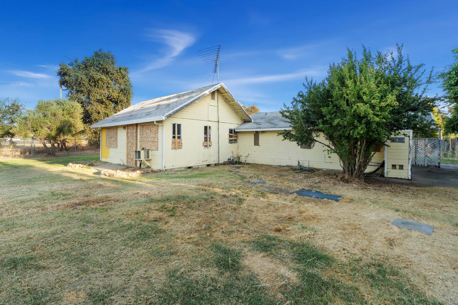 255 Silver Eagle Road Sacramento, CA 95838 - Photo 3 of 18