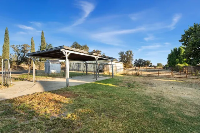 $450,000 | 255 Silver Eagle Road, Sacramento, CA 95838