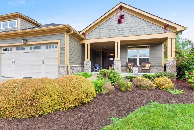 $429,900 | 4682 Sweet Berry Lane, Unit 183, Ooltewah, TN 37363