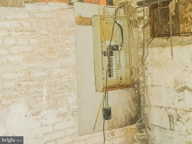 $105,000 | 624 Mrtn King Jr, Trenton, NJ 08628