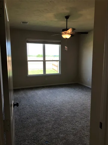 $2,300 | 1006 Old Vine, Brenham, TX 77833