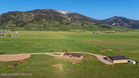 $835,000 | 184 Buttercup Lane, Bedford, WY 83112