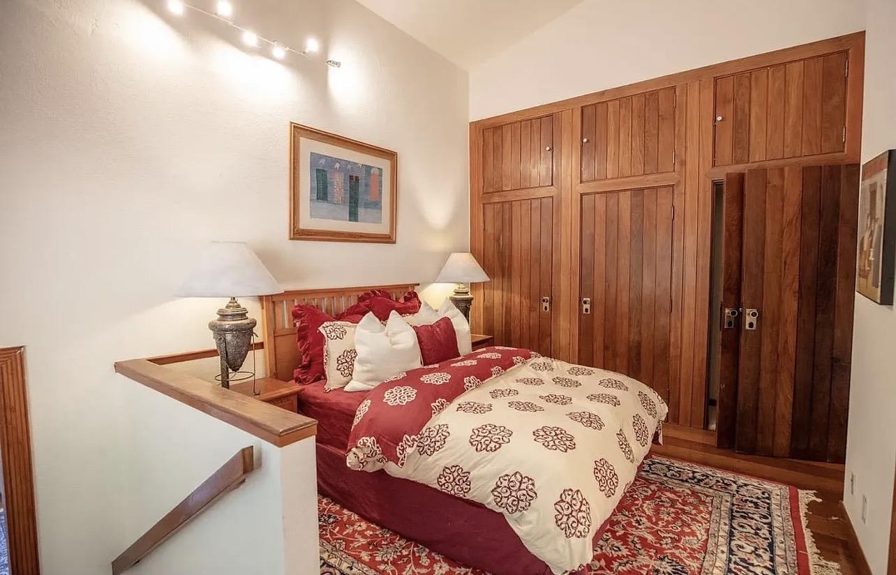 16012 Flintlock Road Cupertino, CA 95014 - Photo 23 of 62