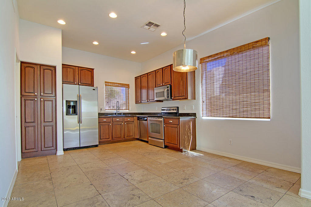 544 North Alma School Road, Unit 33 Mesa, AZ 85201 - Photo 5 of 26 Kitchen_0293