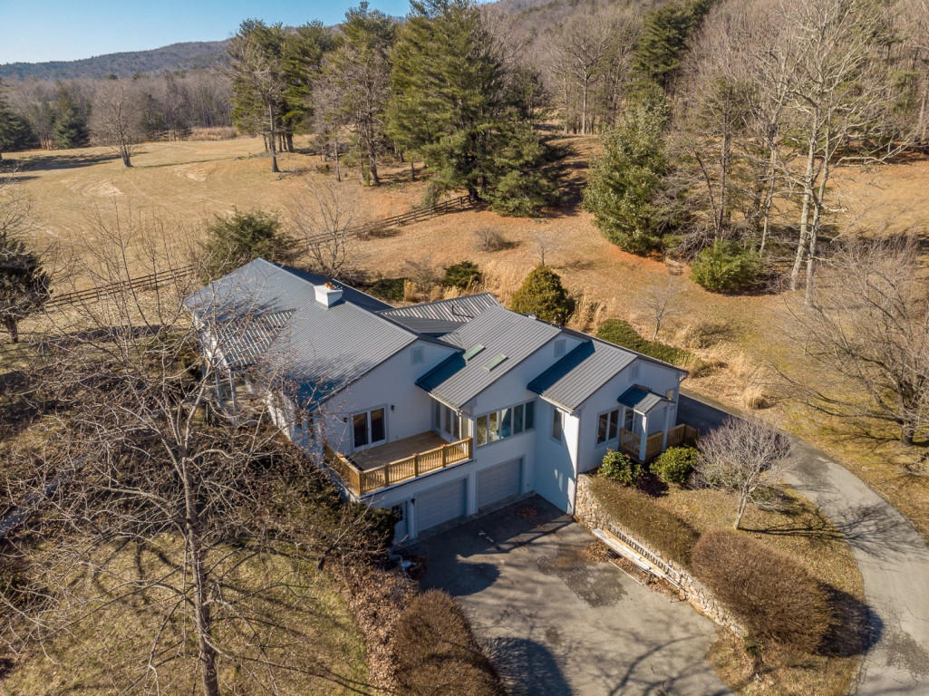 8819 Newport Road Catawba, VA 24070 - Photo 3 of 50 newport2