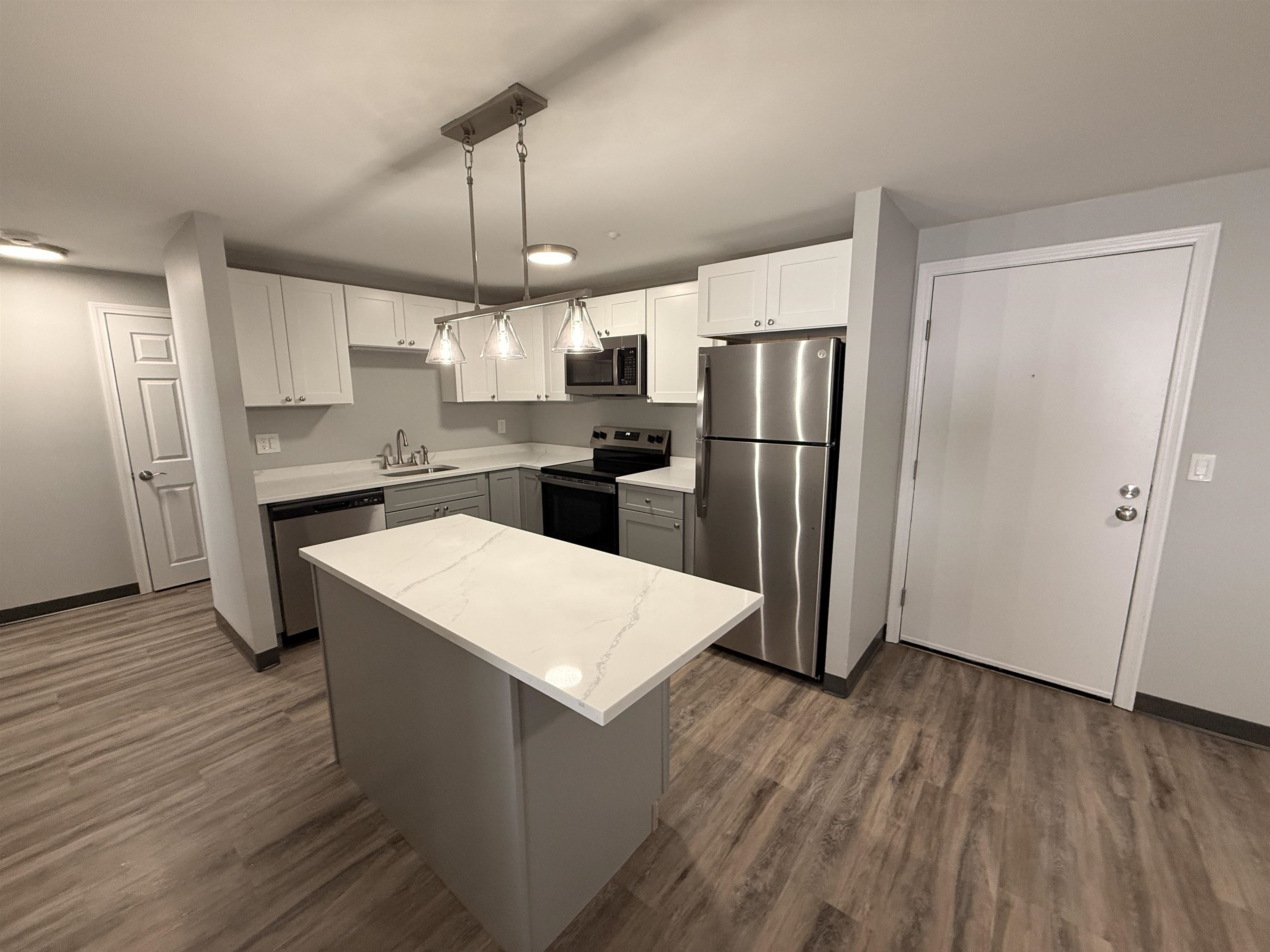 95 Powers Street, Unit 94 Milford, NH 03055 - Photo 11 of 53