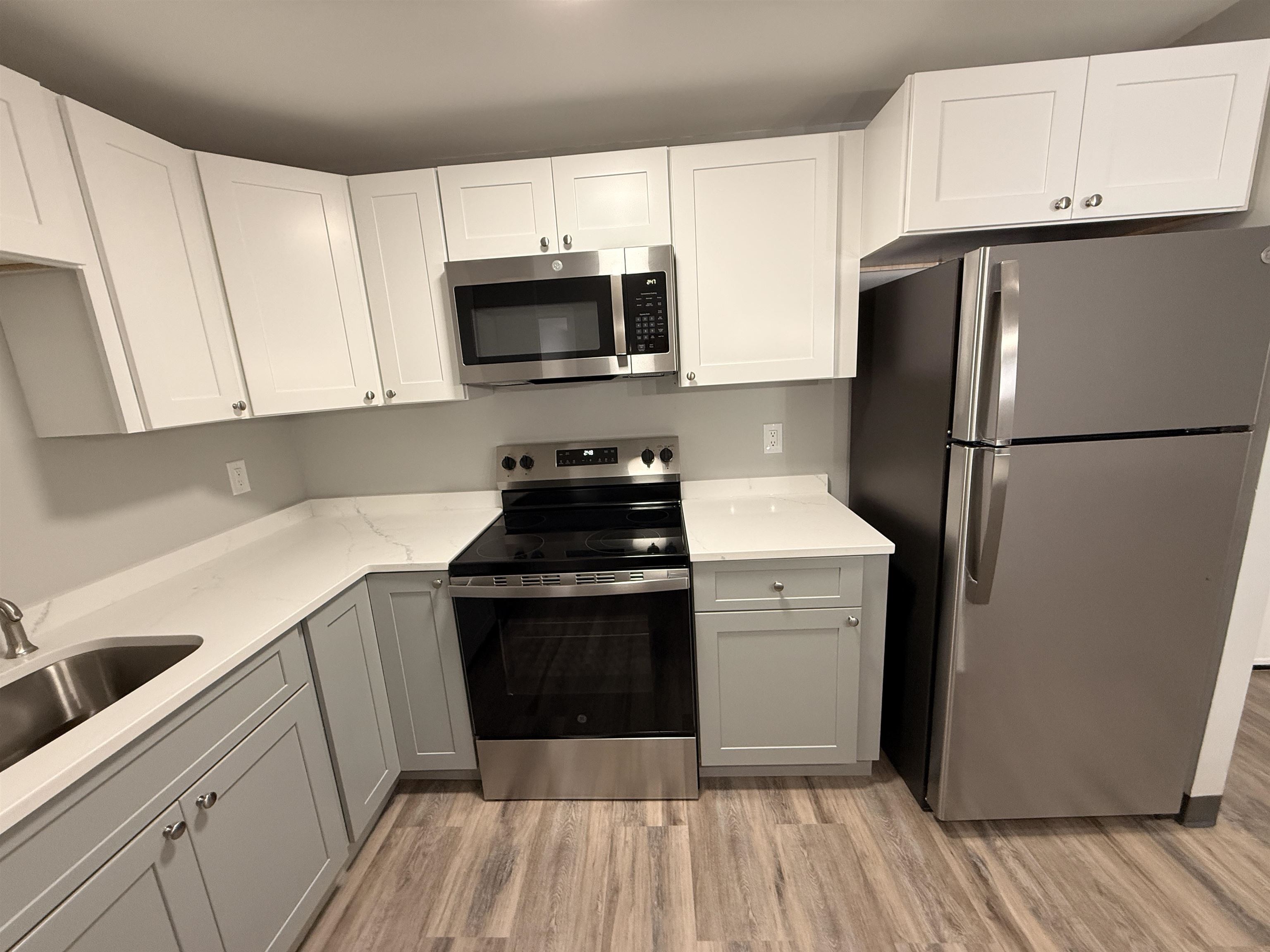 95 Powers Street, Unit 94 Milford, NH 03055 - Photo 13 of 53