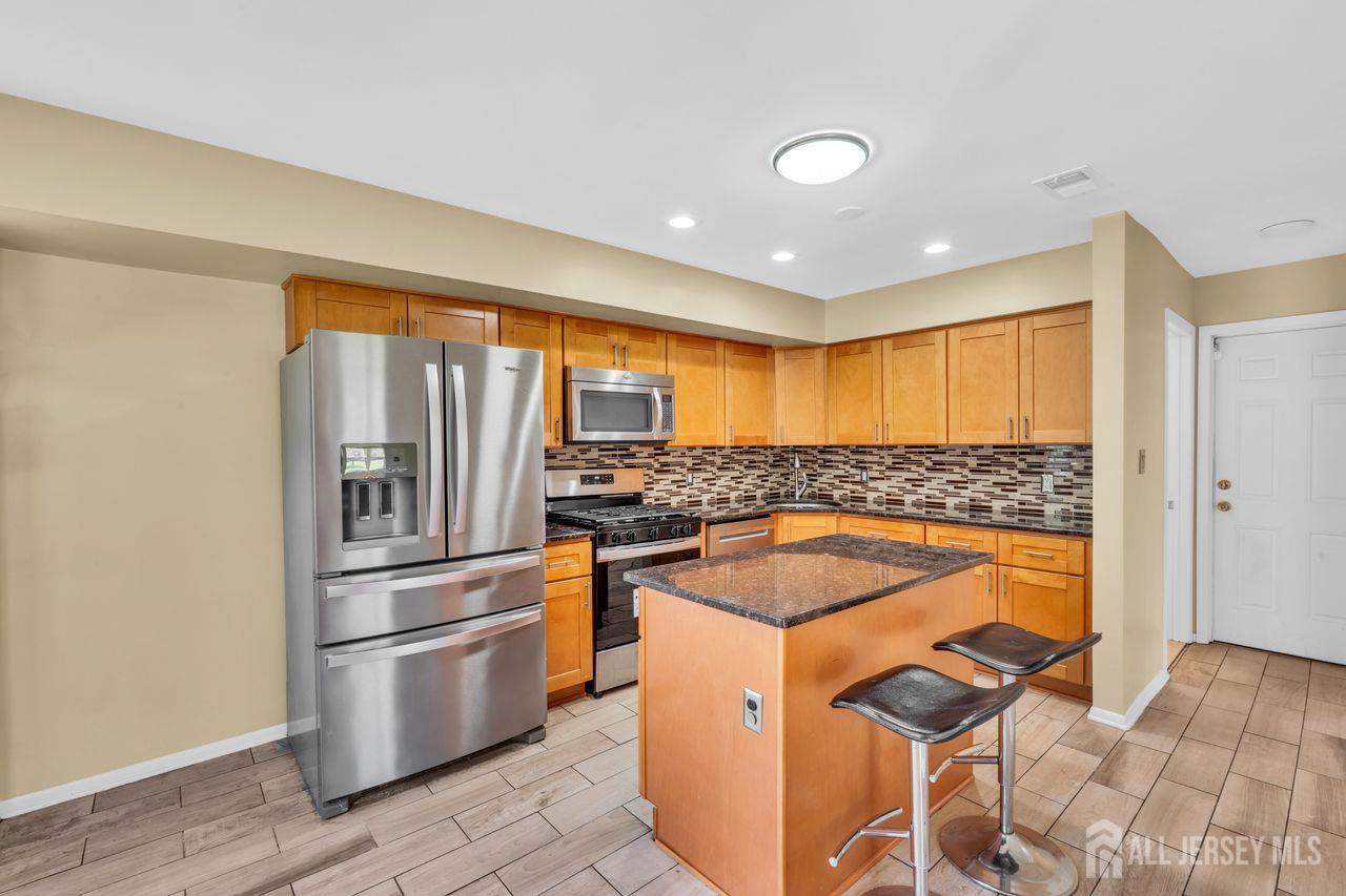385 Draco Road Piscataway, NJ 08854 - Photo 12 of 25
