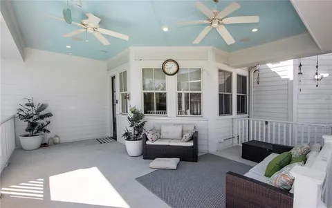 $1,349,000 | 6925 Canal Boulevard, New Orleans, LA 70124