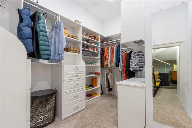 $1,349,000 | 6925 Canal Boulevard, New Orleans, LA 70124