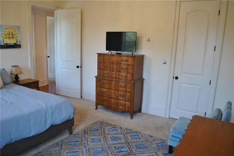 $1,349,000 | 6925 Canal Boulevard, New Orleans, LA 70124