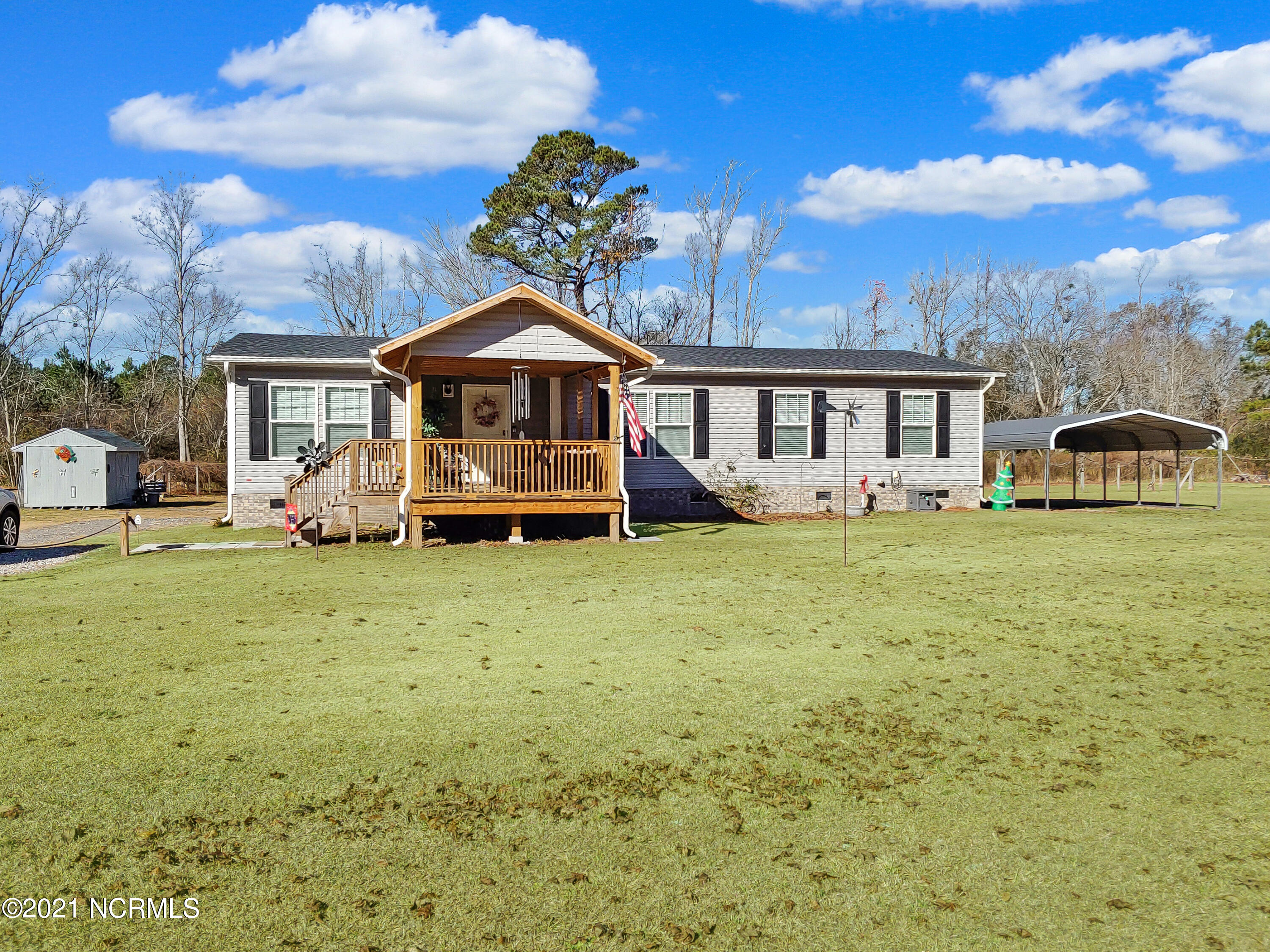 8989 Point Caswell Road Atkinson, NC 28421 - Photo 1 of 19 Front