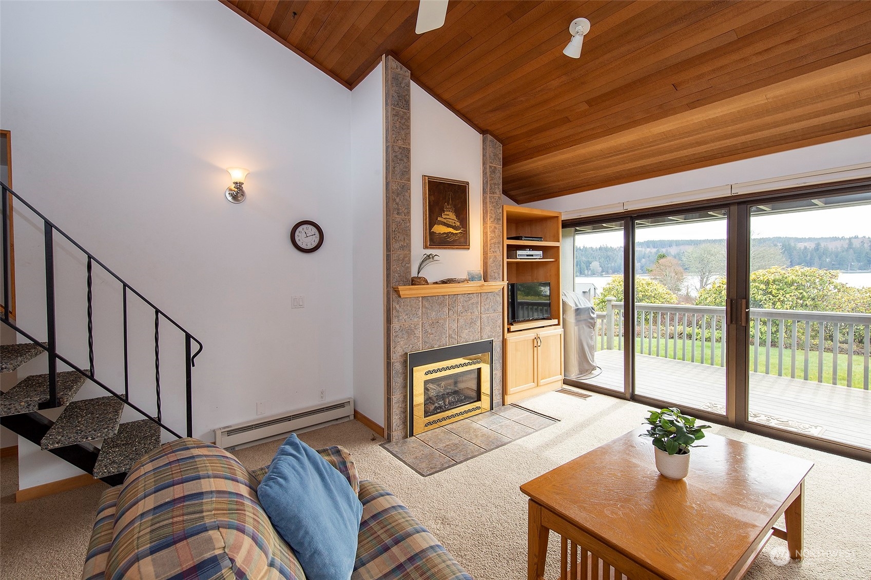 40 Olympic Way, Unit 9 Port Ludlow, WA 98365 - Photo 4 of 35 a bedroom with furniture and a large window