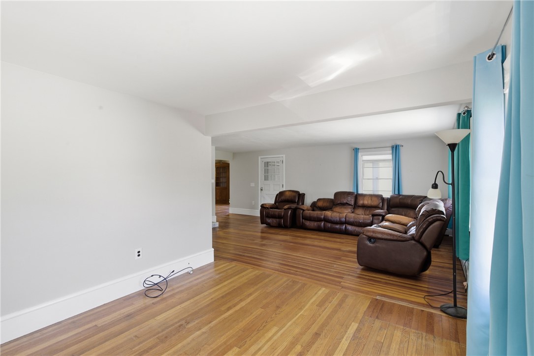 3 Wabasso Terrace Middletown, RI 02842 - Photo 17 of 50