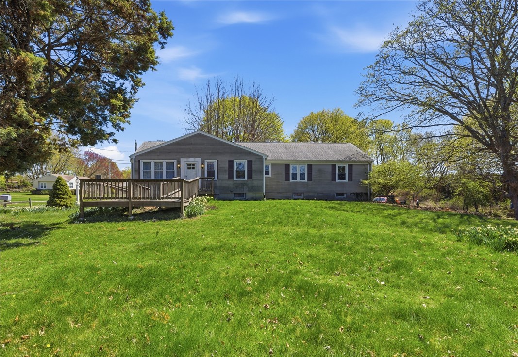 3 Wabasso Terrace Middletown, RI 02842 - Photo 2 of 50