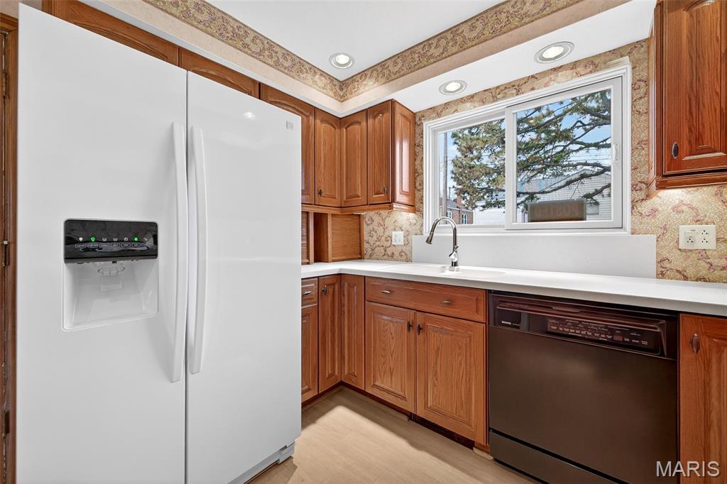 9343 MacKenzie Road St. Louis, MO 63123 - Photo 16 of 38