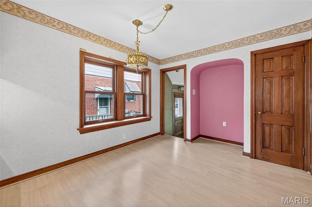 9343 MacKenzie Road St. Louis, MO 63123 - Photo 17 of 38