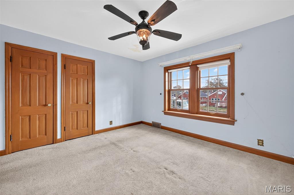 9343 MacKenzie Road St. Louis, MO 63123 - Photo 19 of 38