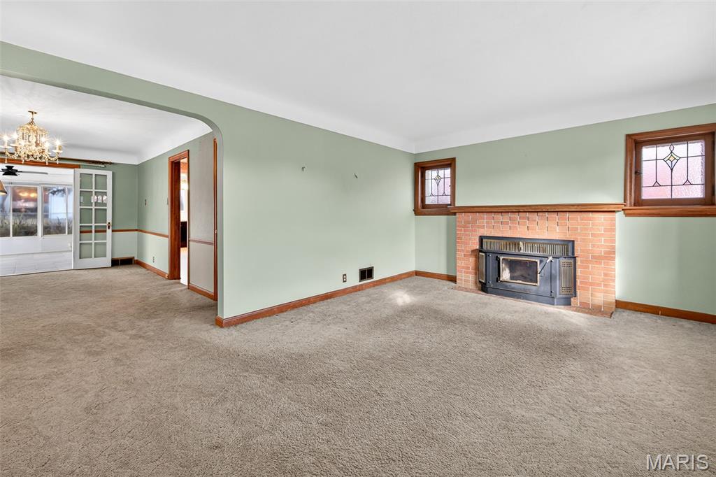 9343 MacKenzie Road St. Louis, MO 63123 - Photo 2 of 38