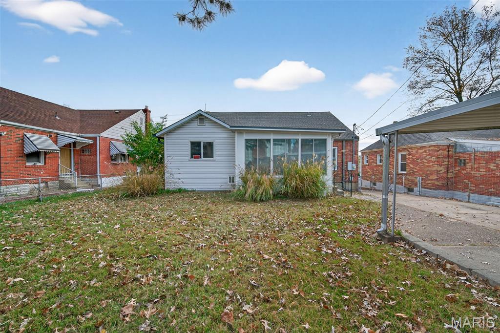 9343 MacKenzie Road St. Louis, MO 63123 - Photo 35 of 38