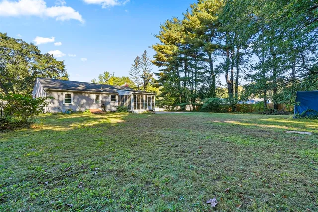 a house view with garden space