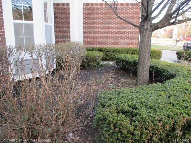 2432 Jackson Drive Rochester, MI 48309 - Photo 38 of 41 114.jpg