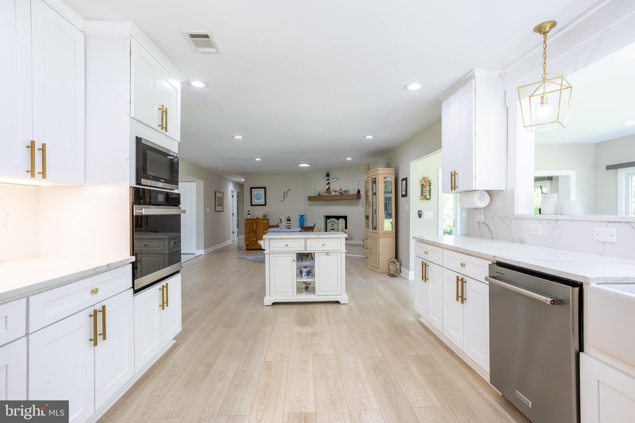 13829 Manor Glen Road Baldwin, MD 21013 - Photo 15 of 82 Kitchen to Dining Area