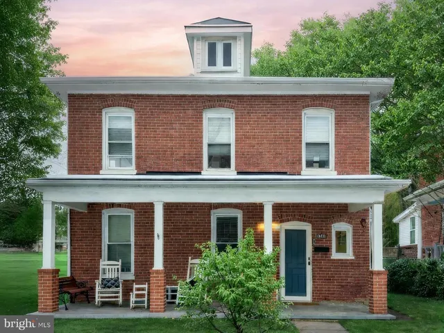 $565,000 | 3100 Perry Street, Mount Rainier, MD 20712