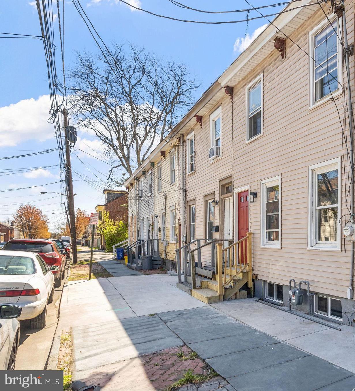 69 Spring Street Trenton, NJ 08618 - Photo 3 of 32 Gallery Image 3
