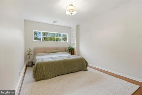 $525,000 | 43 Sterling Road, Princeton, NJ 08540