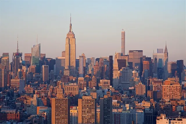 $7,550 | 105 Duane Street, Unit 34G | TriBeCa