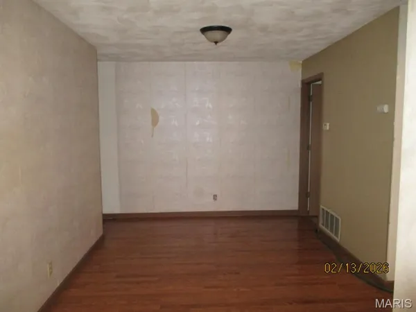 $81,500 | 130 Sandridge Drive, Collinsville, IL 62234