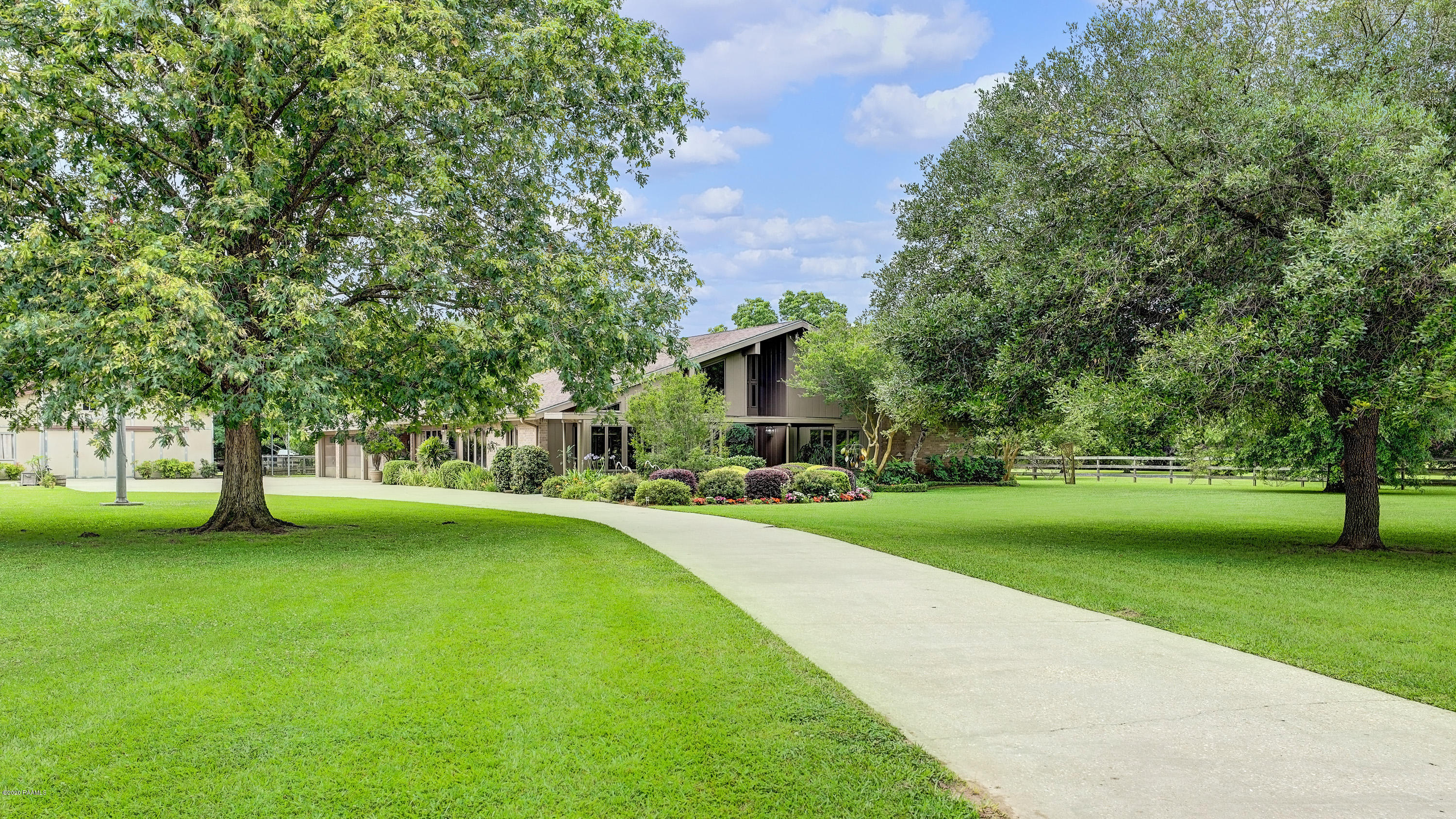 130 Catholique Road Carencro, LA 70520 - Photo 4 of 50 130 Catholique-2