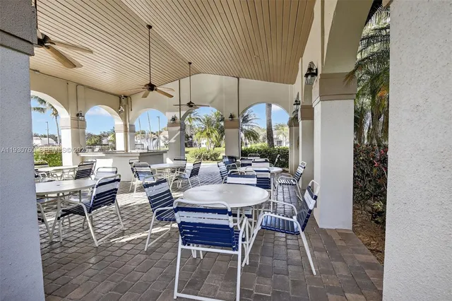 $363,500 | 10691 Northwest 14th Street, Unit 257, Plantation, FL 33322