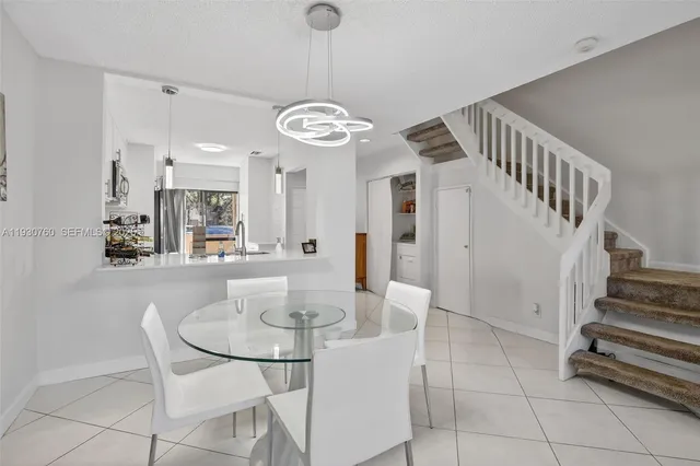 $363,500 | 10691 Northwest 14th Street, Unit 257, Plantation, FL 33322