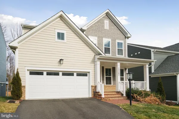 a view of a white house