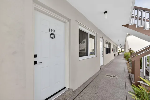 $189,000 | 193 Easthampton I, West Palm Beach, FL 33417