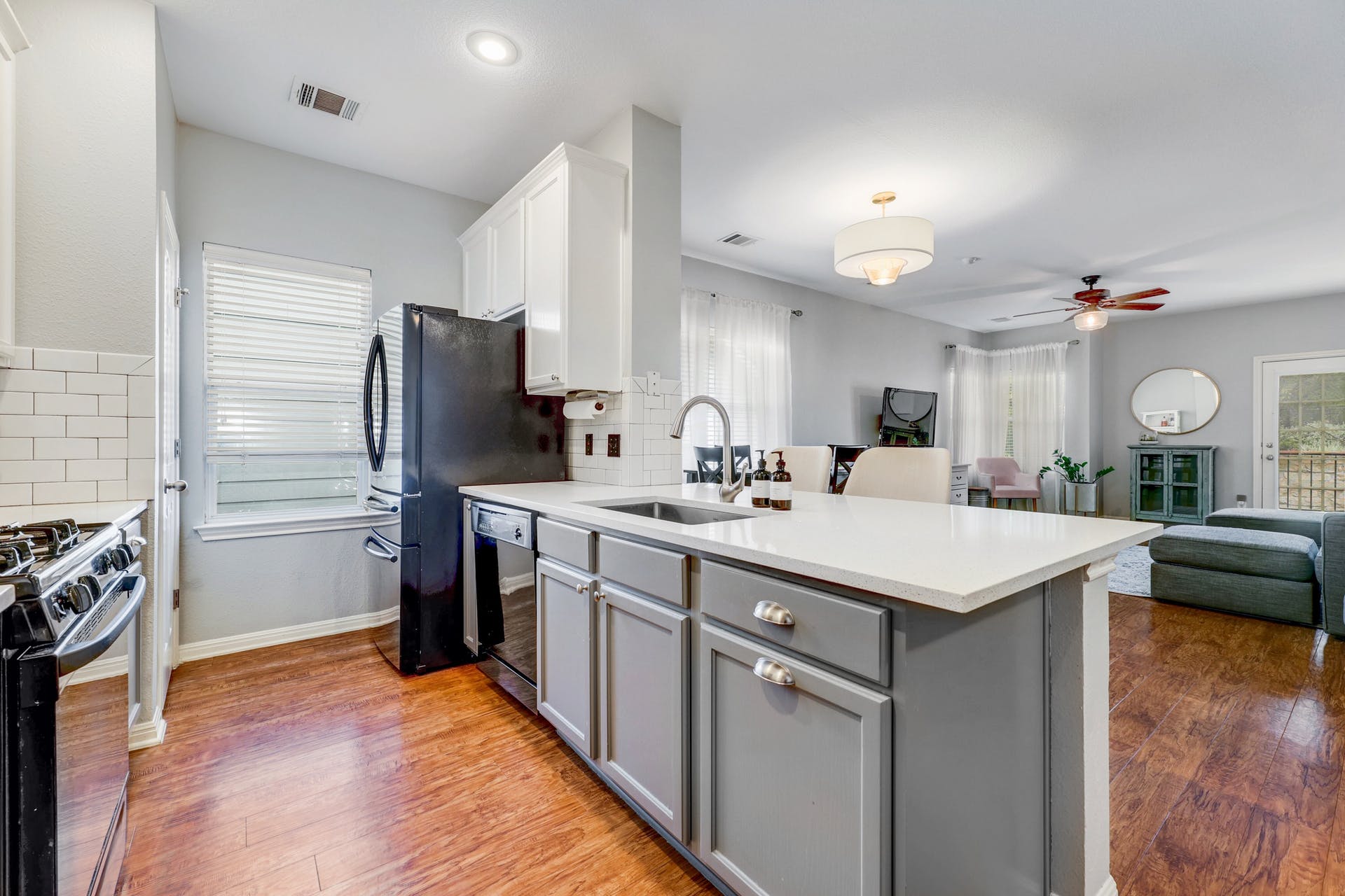 411 West St Elmo Road, Unit 37 Austin, TX 78745 - Photo 8 of 25