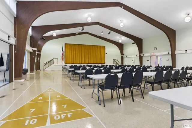 $675,000 | 141 Flintlock Way, Unit B, Yorktown Heights, NY 10598