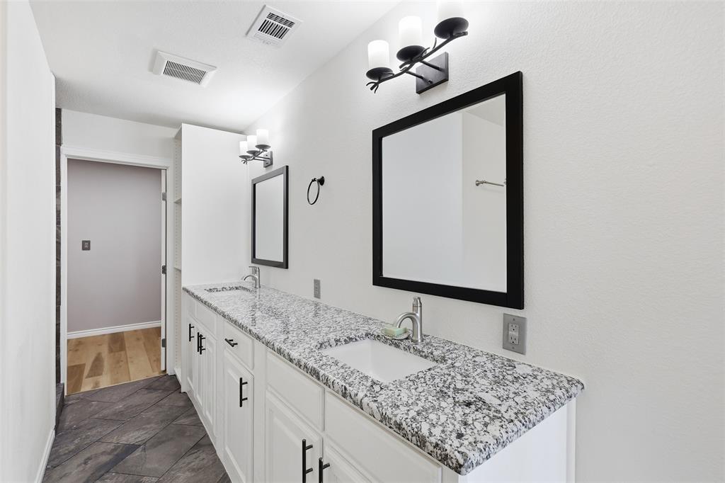 3933 Sarra Lane Springtown, TX 76082 - Photo 23 of 38 Gallery Image 23