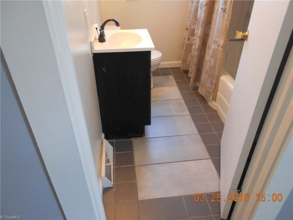 121 Lattimore Road Eden, NC 27288 - Photo 17 of 21 Gallery Image 17
