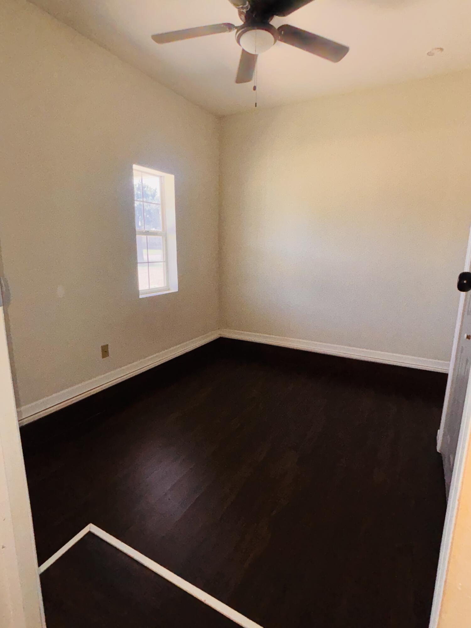 4702 40th Street Lubbock, TX 79414 - Photo 22 of 23 IMG_1992