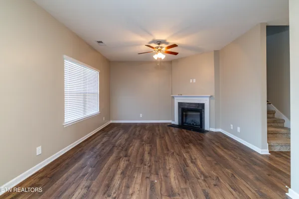 $2,000 | 173 Ash Avenue, Lenoir City, TN 37771